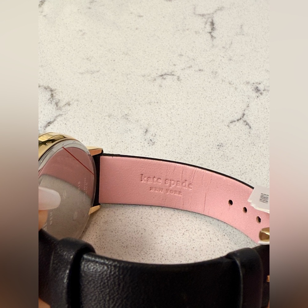 Kate Spade Metro Scallop Three-Hand Black Leather Watch 34mm - Picture 6 of 7